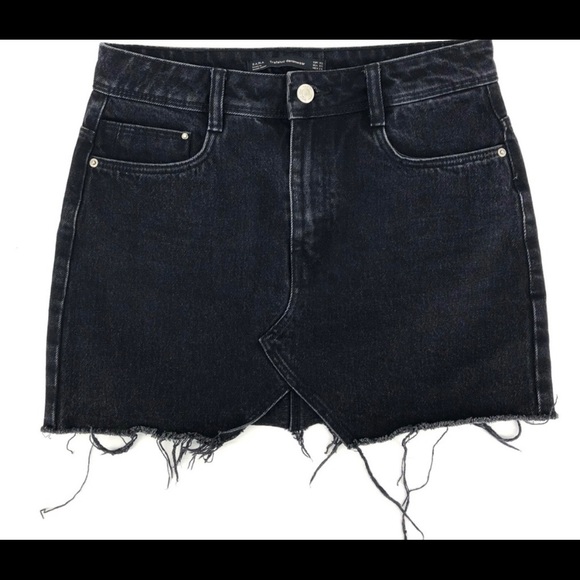 Zara Denim Black Mini Skirt size Medium - Picture 1 of 5